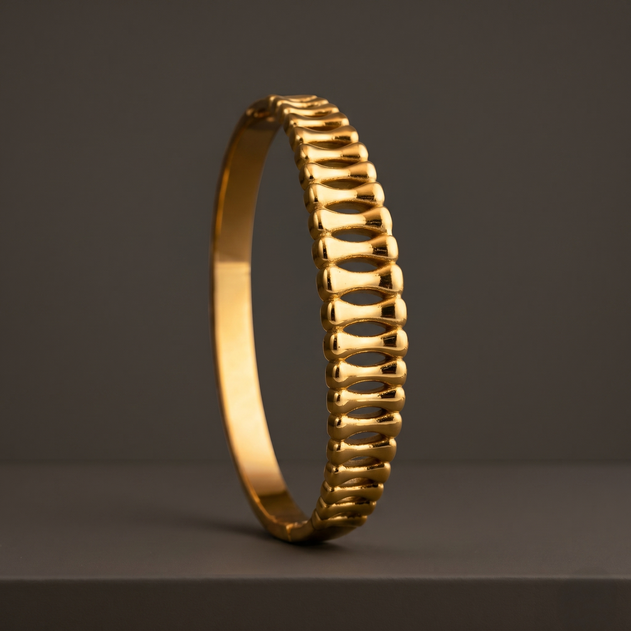 Aesthetic Statement Bracelet close-up view - Avalna